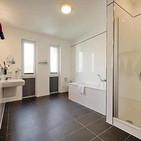 Apartman In Mit Fruehstueck Inklusive Strausberg