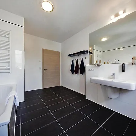 In Mit Fruehstueck Inklusive Apartman Strausberg