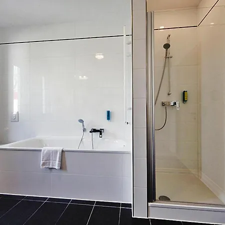 Apartman In Mit Fruehstueck Inklusive Strausberg